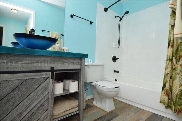 1400 GANDY BOULEVARD N 207, St Petersburg, FL 33702