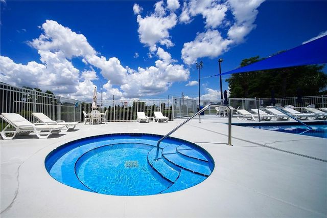 1400 GANDY BOULEVARD N 207, St Petersburg, FL 33702