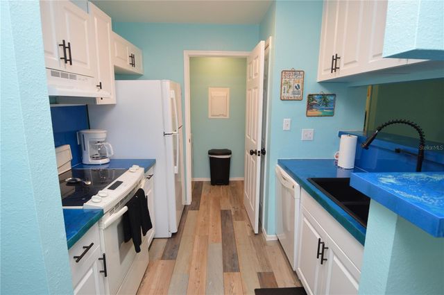 1400 GANDY BOULEVARD N 207, St Petersburg, FL 33702