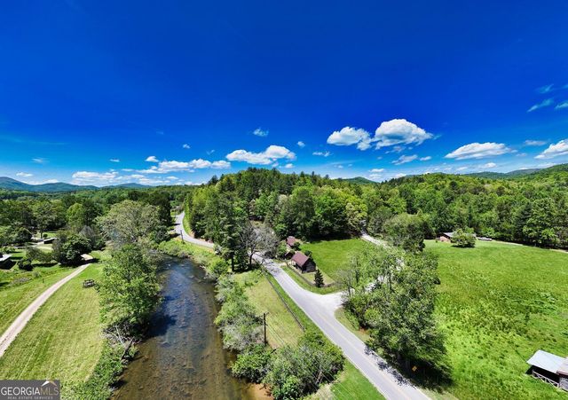 2350 Dial Road, Blue Ridge, GA 30513