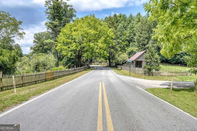 2350 Dial Road, Blue Ridge, GA 30513
