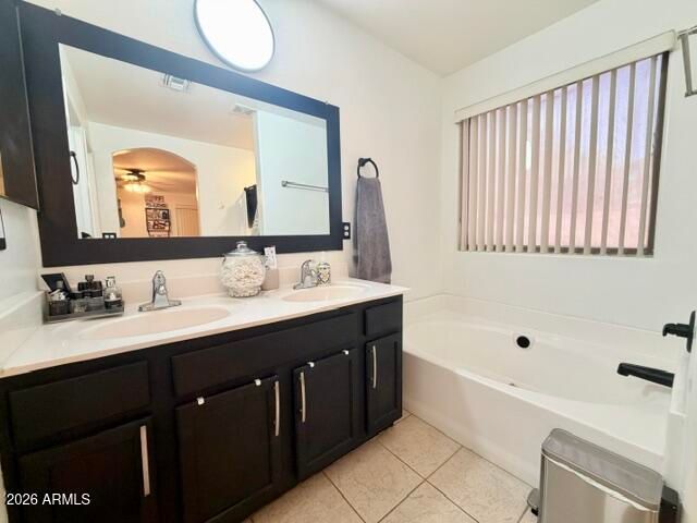 6530 S 44 Avenue S, Laveen, AZ 85339