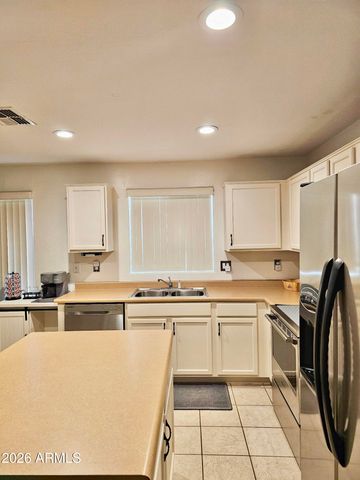 6530 S 44 Avenue S, Laveen, AZ 85339