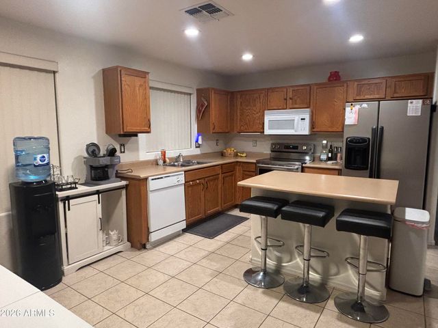 6530 S 44 Avenue S, Laveen, AZ 85339