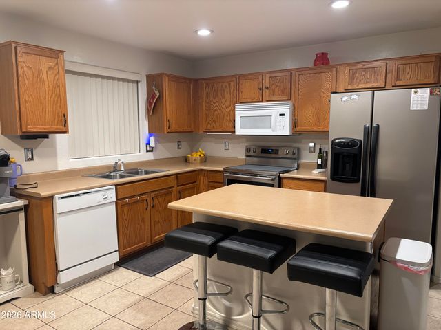 6530 S 44 Avenue S, Laveen, AZ 85339