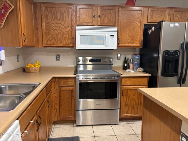 6530 S 44 Avenue S, Laveen, AZ 85339