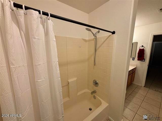 6530 S 44 Avenue S, Laveen, AZ 85339