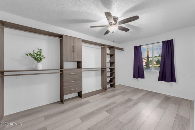 1852 N SAFFRON Circle, Mesa, AZ 85205