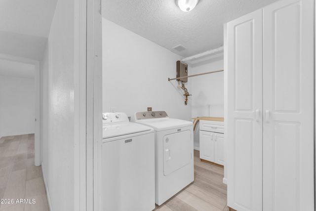 1852 N SAFFRON Circle, Mesa, AZ 85205