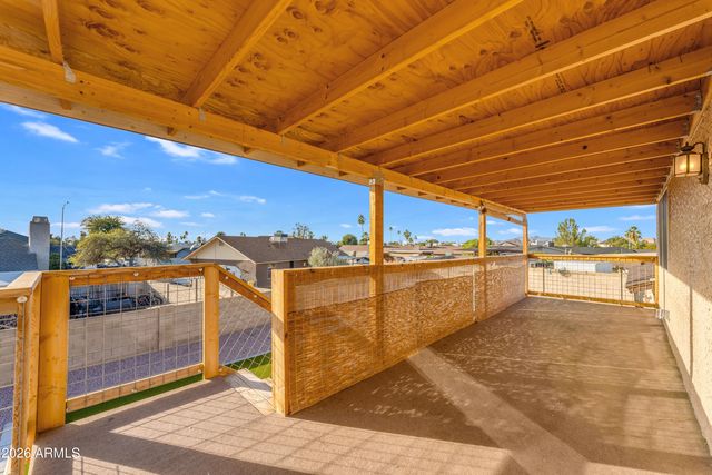 1852 N SAFFRON Circle, Mesa, AZ 85205