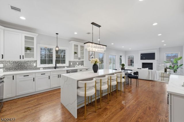 188 Edwards Rd, Parsippany-troy Hills Twp., NJ 07054