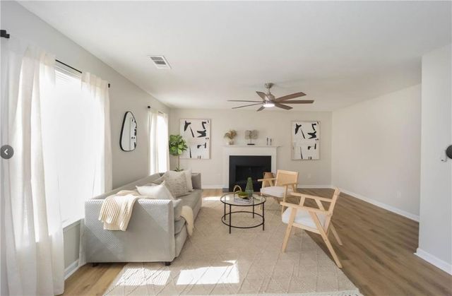 833 OAKVIEW Trace, Atlanta, GA 30349