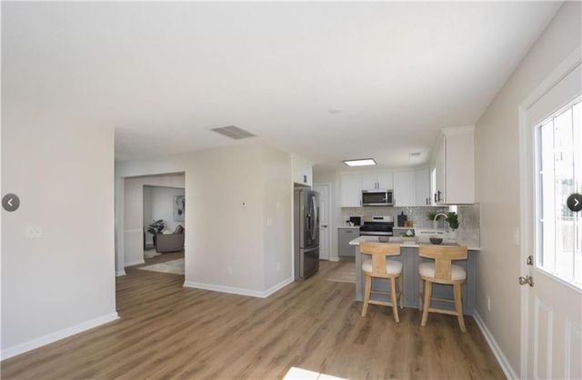 833 OAKVIEW Trace, Atlanta, GA 30349