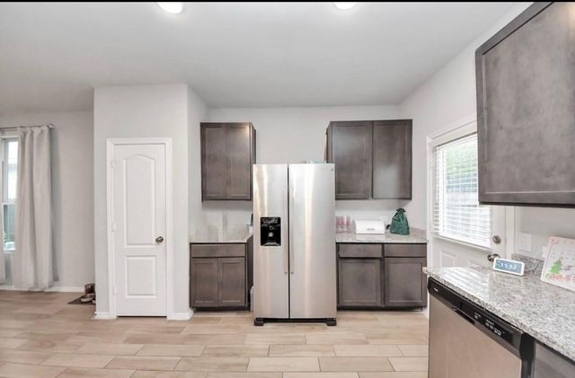 24718 Russet Bluff Trail, Houston, TX 77336