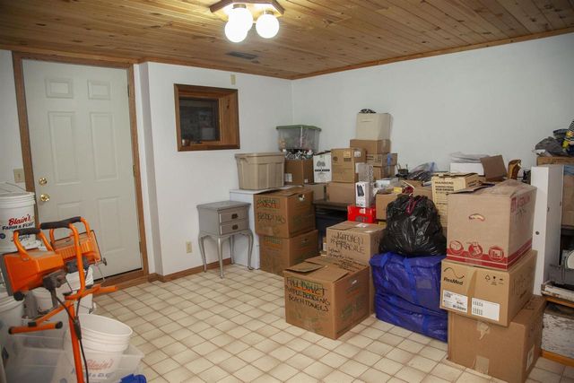 400 Oak Valley Road, Mount Horeb, WI 53572