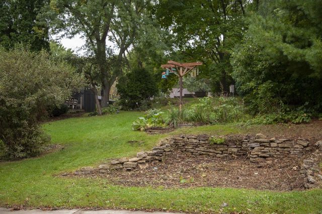 400 Oak Valley Road, Mount Horeb, WI 53572