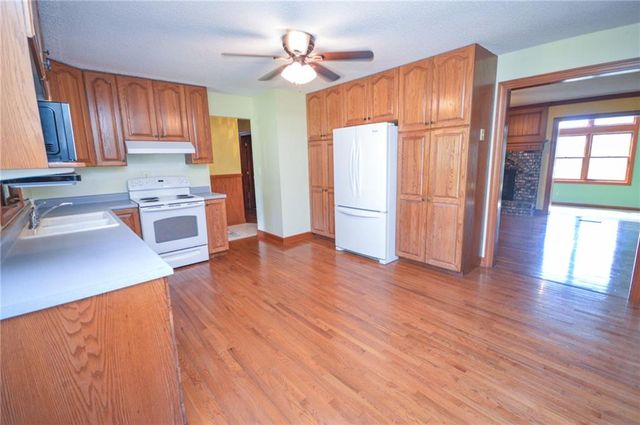 18705 E Independence Avenue, Independence, MO 64056