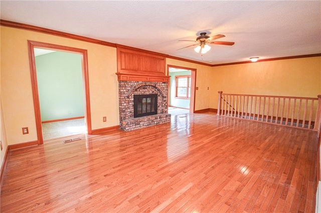 18705 E Independence Avenue, Independence, MO 64056