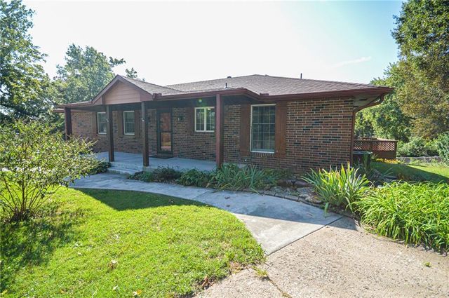 18705 E Independence Avenue, Independence, MO 64056