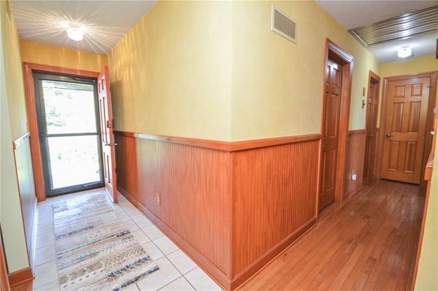 18705 E Independence Avenue, Independence, MO 64056