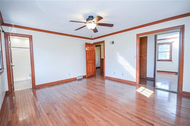 18705 E Independence Avenue, Independence, MO 64056