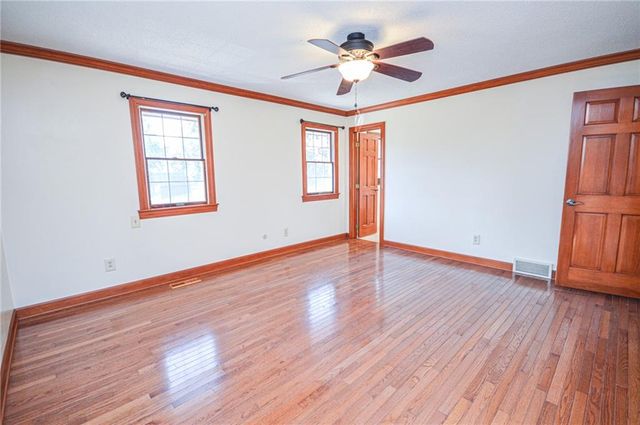 18705 E Independence Avenue, Independence, MO 64056