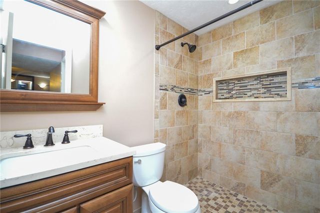 18705 E Independence Avenue, Independence, MO 64056