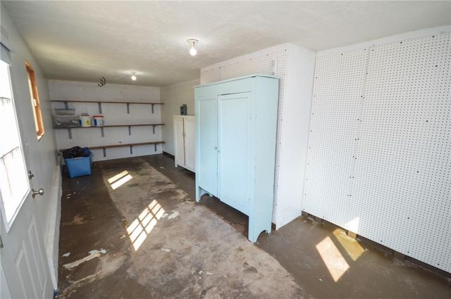 18705 E Independence Avenue, Independence, MO 64056