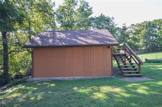 18705 E Independence Avenue, Independence, MO 64056
