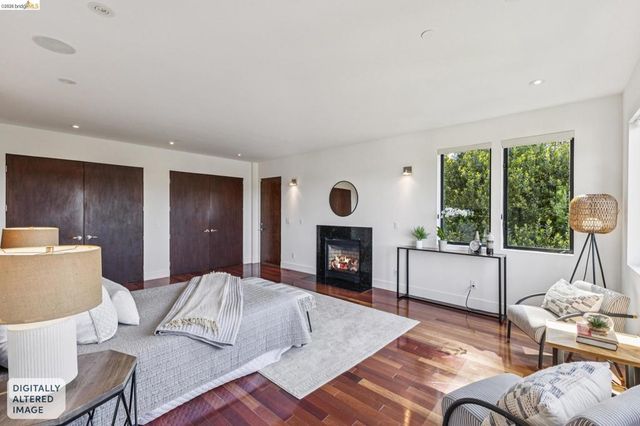 46 Carisbrook Ln, Oakland, CA 94611