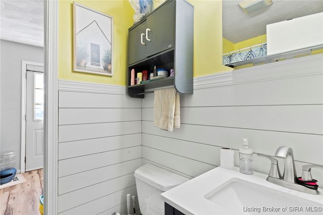 2527 Franks Drive, Madison, IN 47250