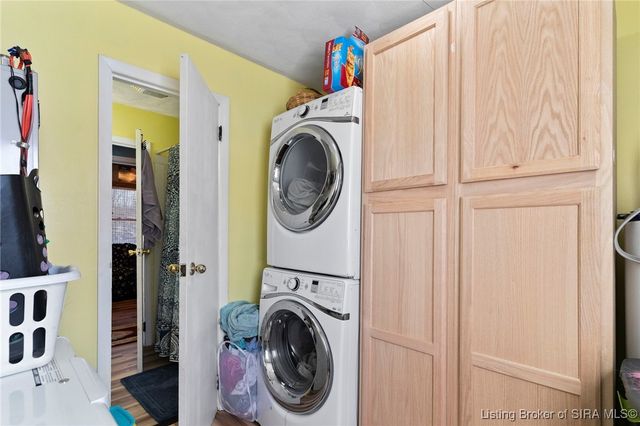 2527 Franks Drive, Madison, IN 47250