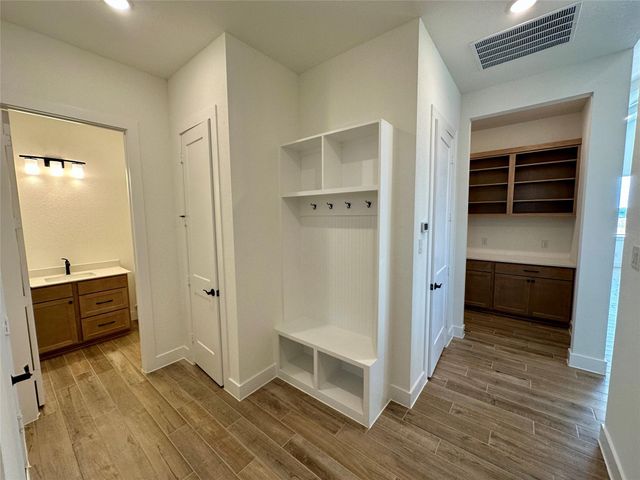 511 Koda Bear Court, Montgomery, TX 77316