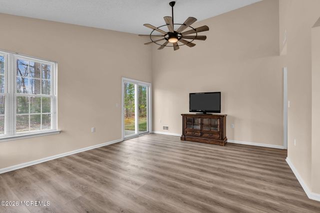 40 N Avon Drive, Jackson, NJ 08527