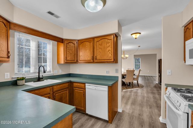 40 N Avon Drive, Jackson, NJ 08527
