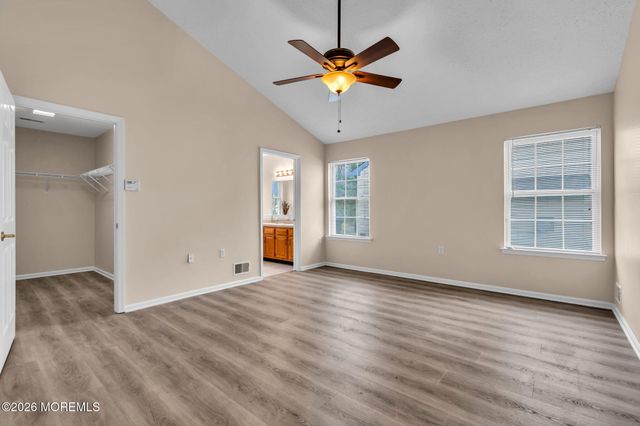 40 N Avon Drive, Jackson, NJ 08527