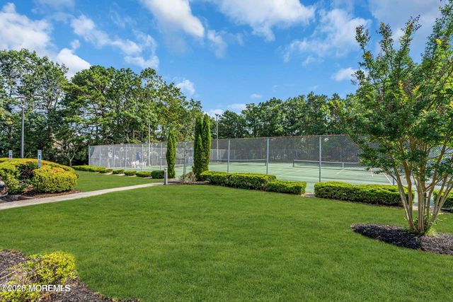 40 N Avon Drive, Jackson, NJ 08527