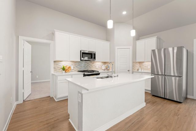 333 Flower Reed Court, Magnolia, TX 77354