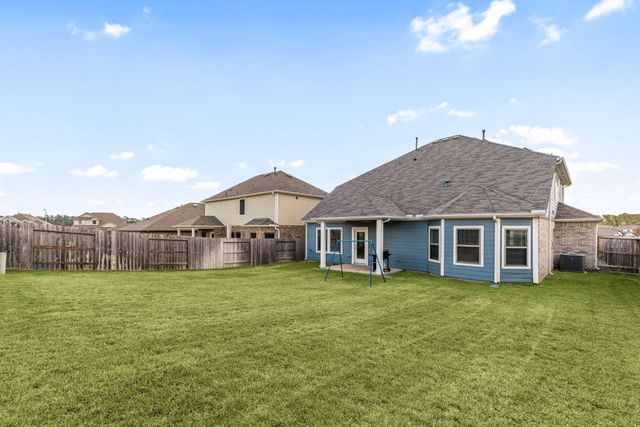 333 Flower Reed Court, Magnolia, TX 77354