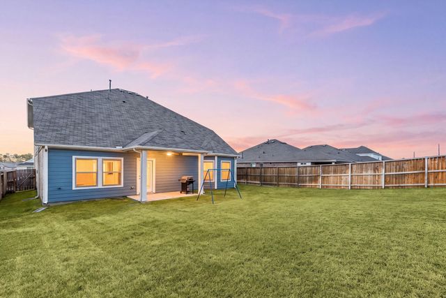 333 Flower Reed Court, Magnolia, TX 77354