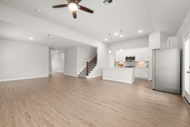333 Flower Reed Court, Magnolia, TX 77354