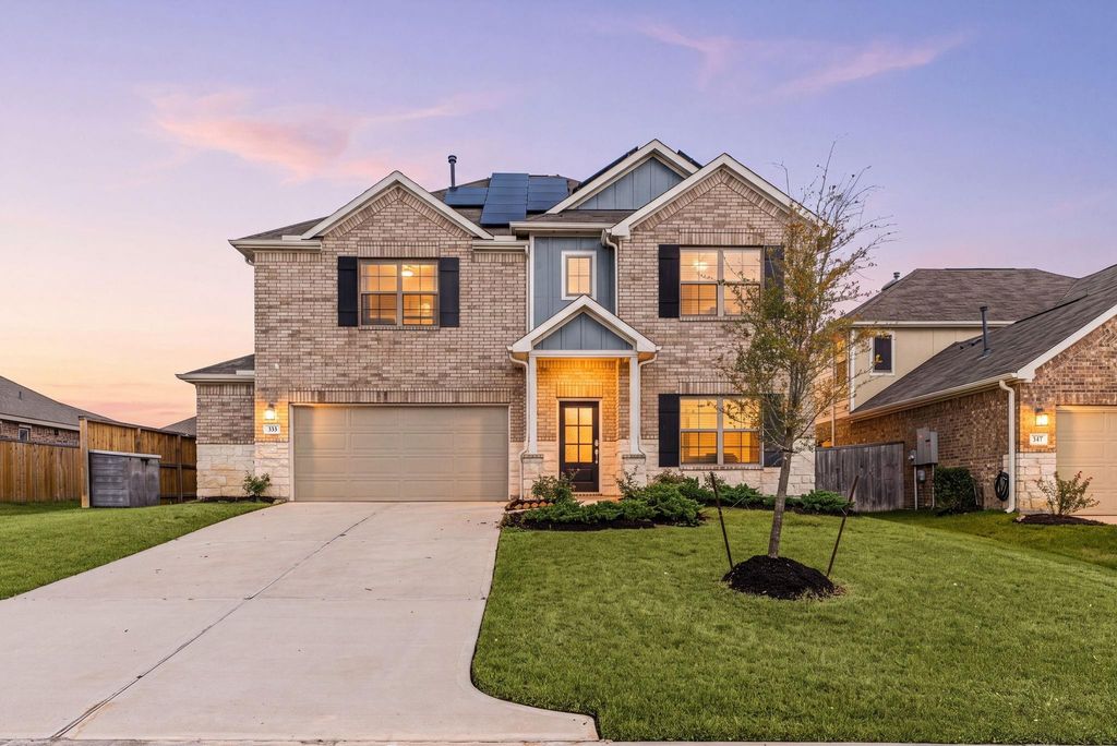 333 Flower Reed Court, Magnolia, TX 77354