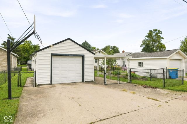 5209 E Saint Clair Street, Indianapolis, IN 46219