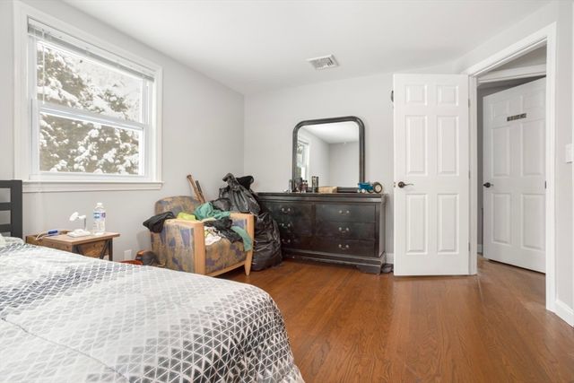 51 Spring St, Stoneham, MA 02180