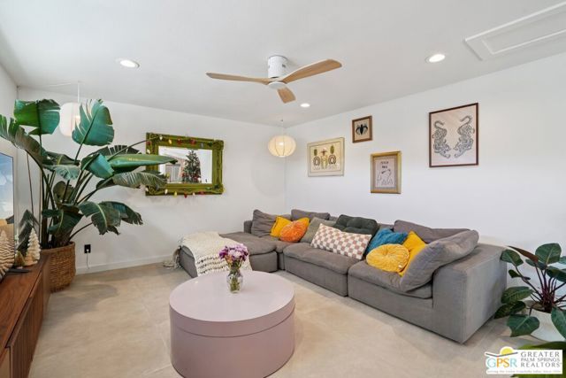 3864 E Calle San Raphael, Palm Springs, CA 92264