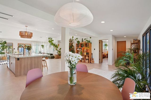 3864 E Calle San Raphael, Palm Springs, CA 92264