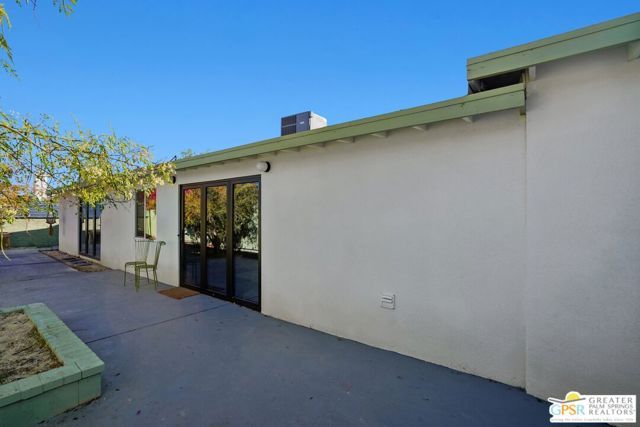 3864 E Calle San Raphael, Palm Springs, CA 92264