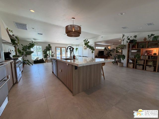 3864 E Calle San Raphael, Palm Springs, CA 92264