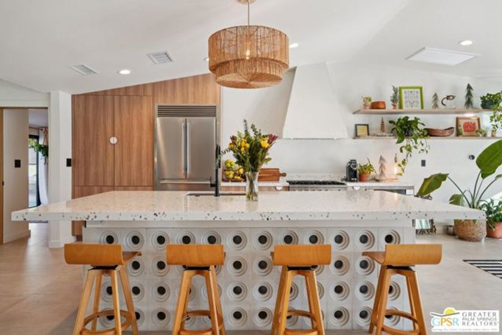 3864 E Calle San Raphael, Palm Springs, CA 92264