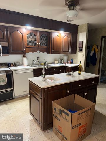 247 YARMOUTH LN, Media, PA 19063